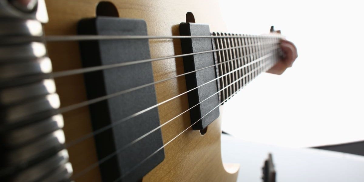 Active vs. passive pickups