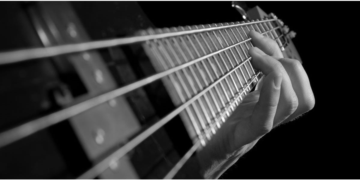 Short Scale vs. Normal Scale Bass: Pros & Cons