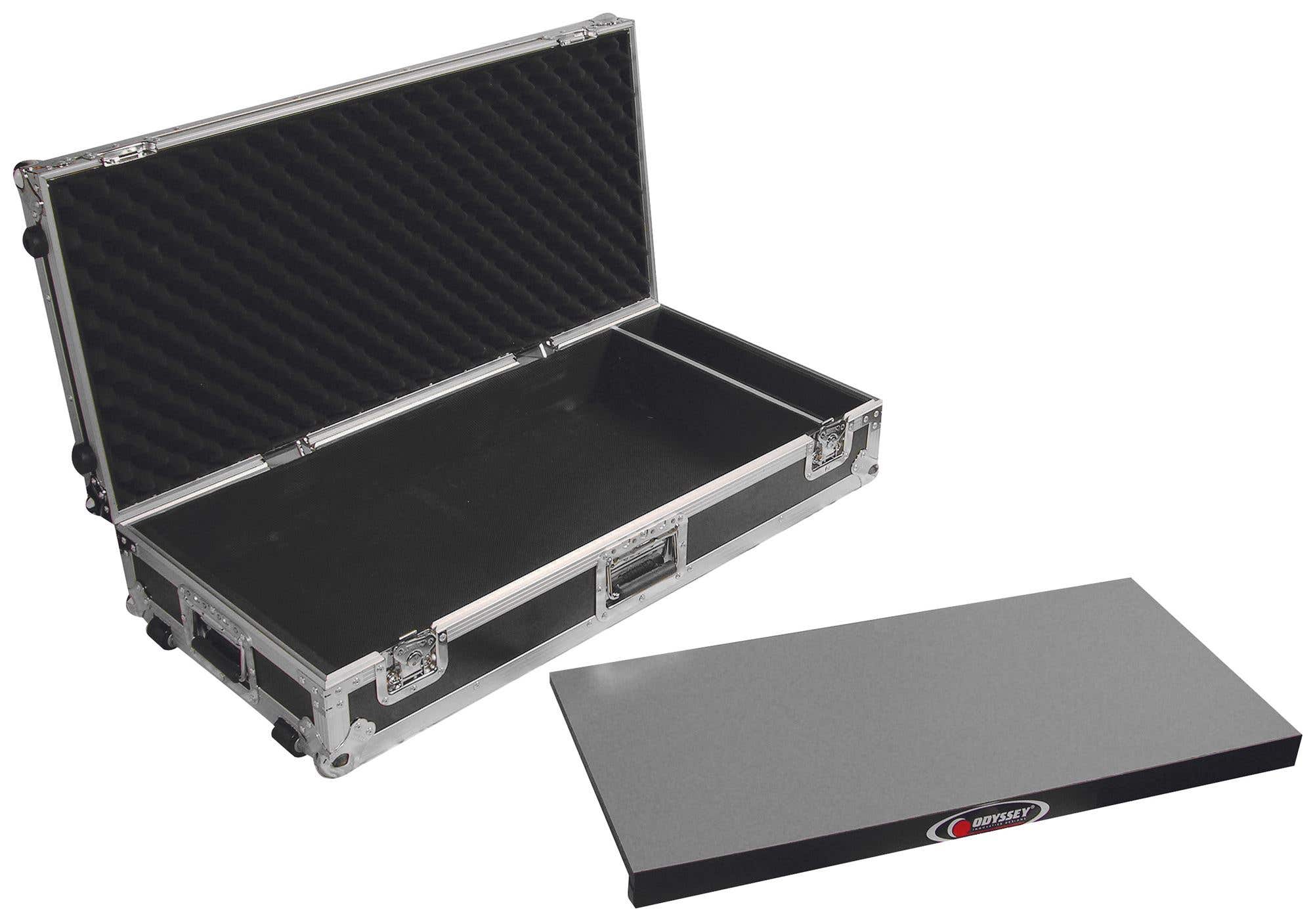 Odyssey FZGPEDAL32W 32" Wide Guitar Pedal Board Flight Case