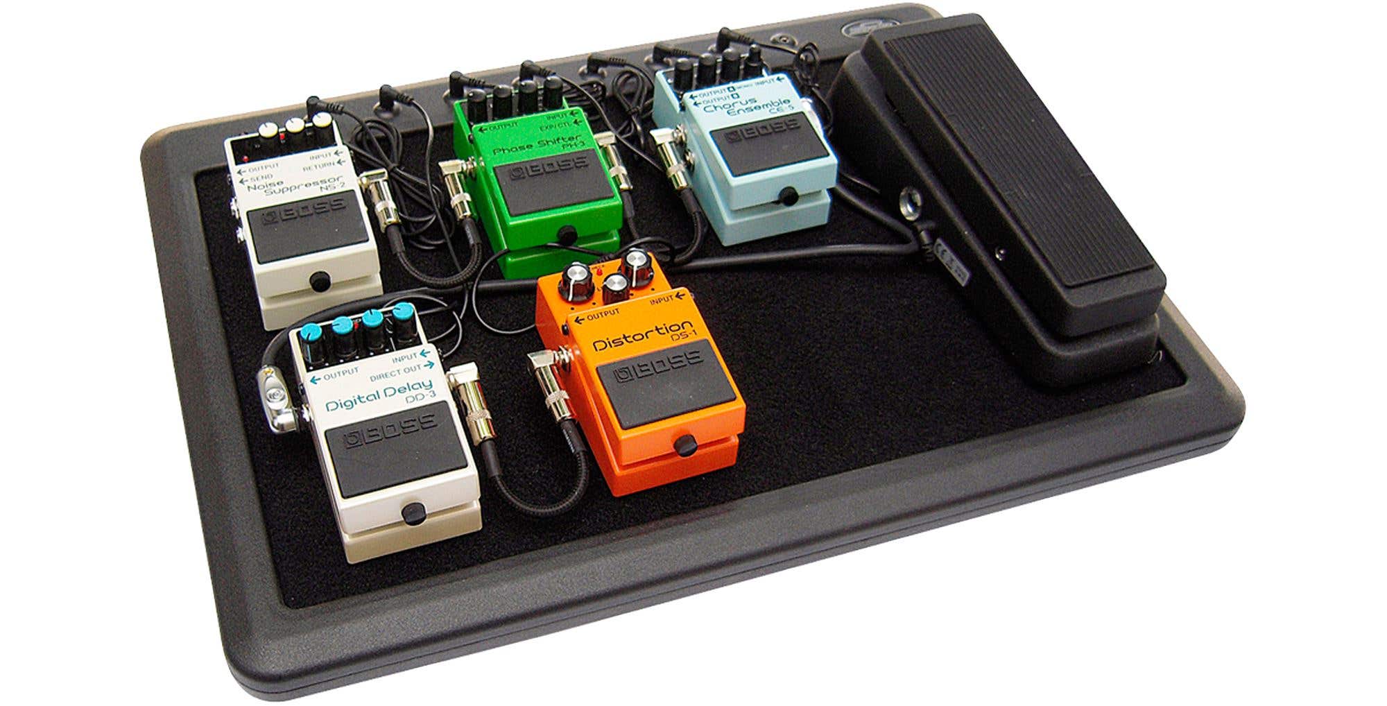 SKB PS8 Powered Pedal Board with Gig Bag