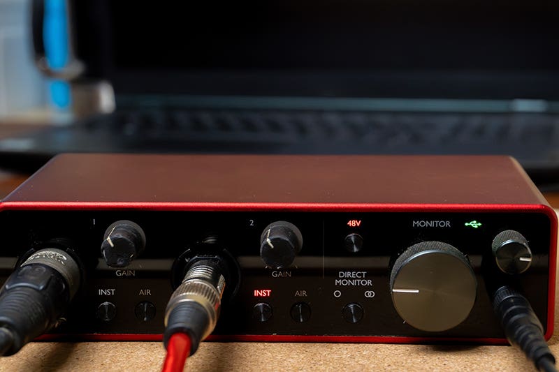 audio interface with phantom power