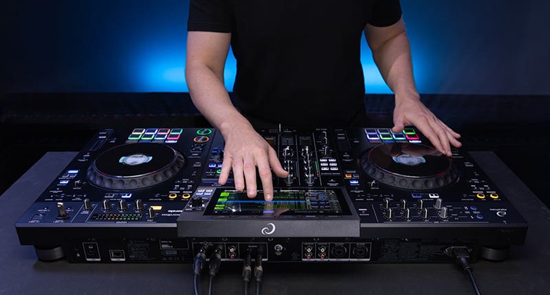 AlphaTheta XDJ-AZ The Future of All-in-One Systems