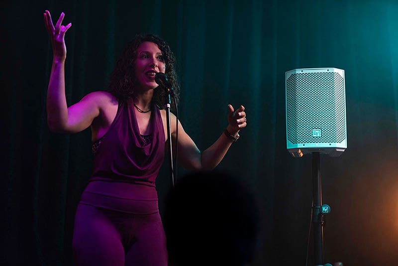 Electro-Voice EVERSE 8 Smart Features for Seamless Gigs