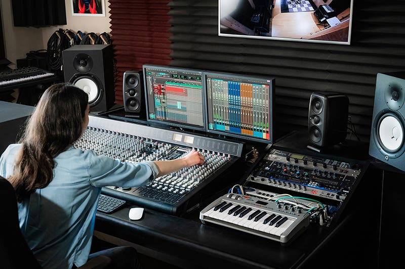 IK Multimedia iLoud Precision MTM MKII Performance and User Experience