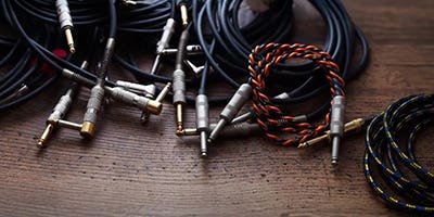 Instrument Cables vs. Speaker Cables: What’s the Difference?   