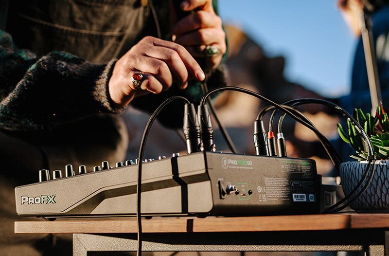 Mackie ProFX10 GO Connections That Goes the Distance