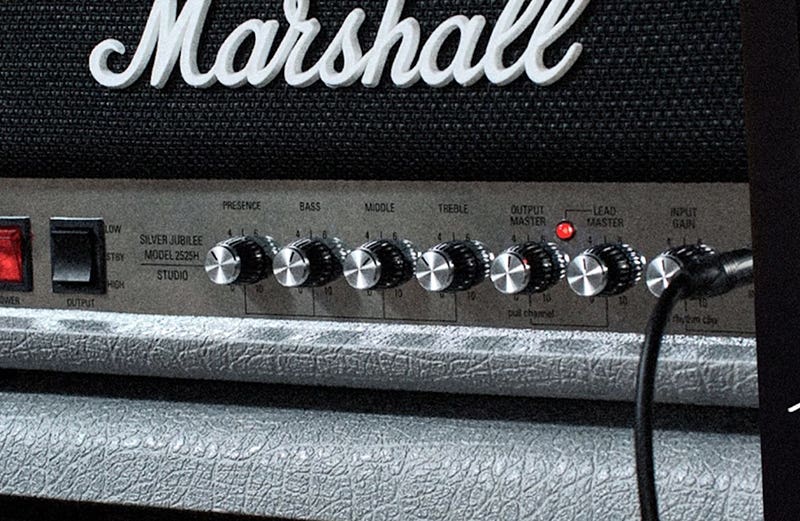 Marshall Mini Jubilee 2525H Adaptable Power and Connectivity