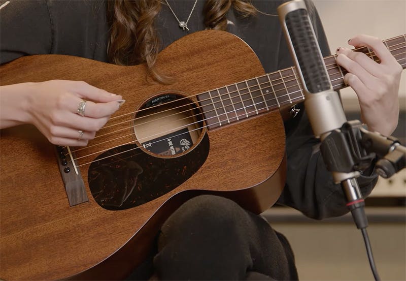 Martin 0-10E Retro Jason Isbell Warm, Forcused Tone