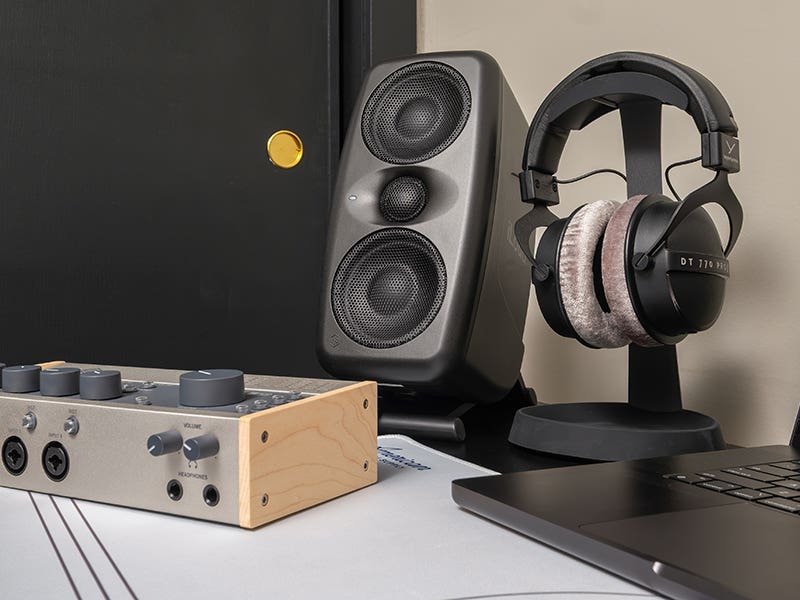 monitor speakers