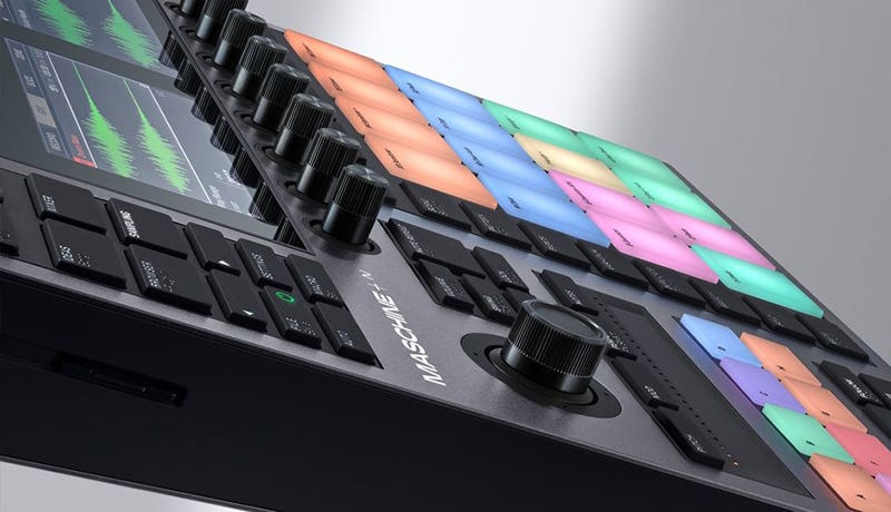 Native Instruments Maschine Plus Iconic Workflow and Playability
