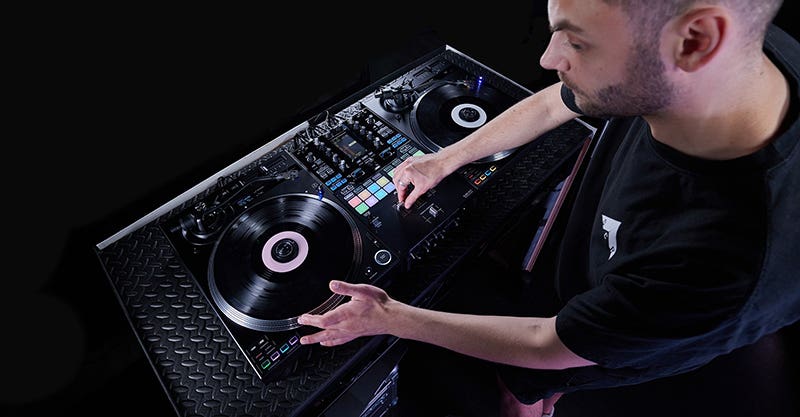 Pioneer DJ PLX-CRSS12 For the Best of Both Worlds