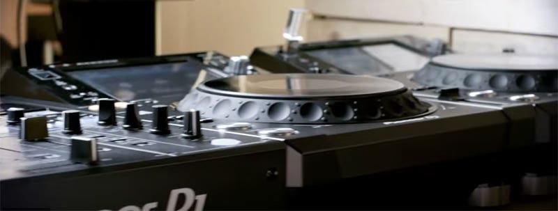 Pioneer XDJ-1000MK2 Your Gateway to Professional DJ Performance