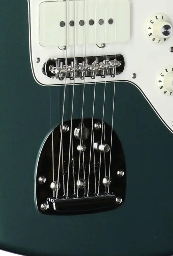 Fender Jazzmaster tremolo bridge