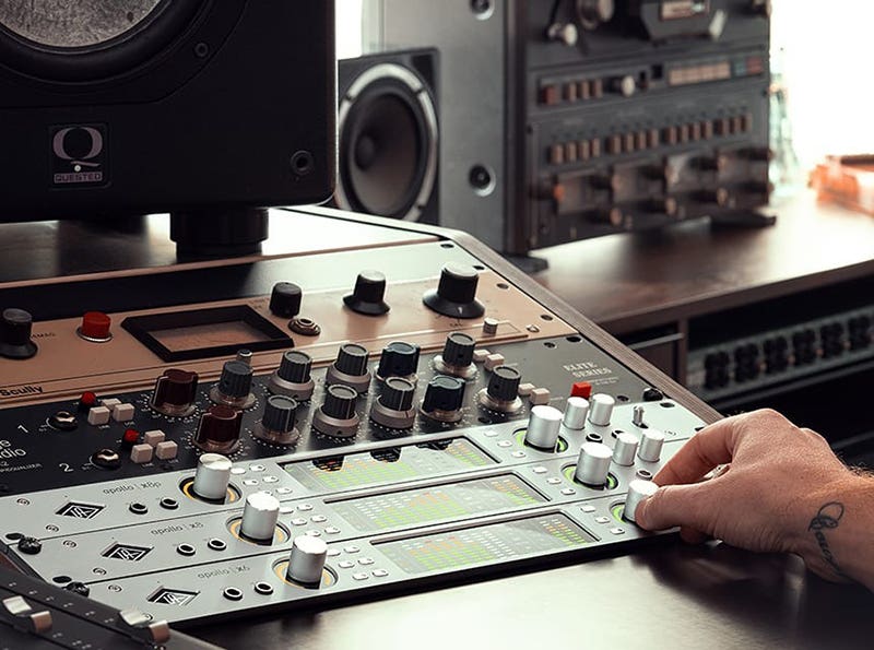 Universal Audio Apollo x6 Gen 2 Connected for the Future