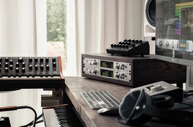 Universal Audio Apollo x8p Gen 2 Professional Connectivity for Any Studio