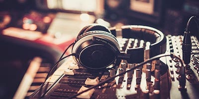 Open vs Closed Back Headphones