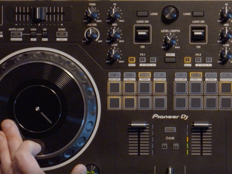 Pioneer DDJREV1 Designed for the Cut