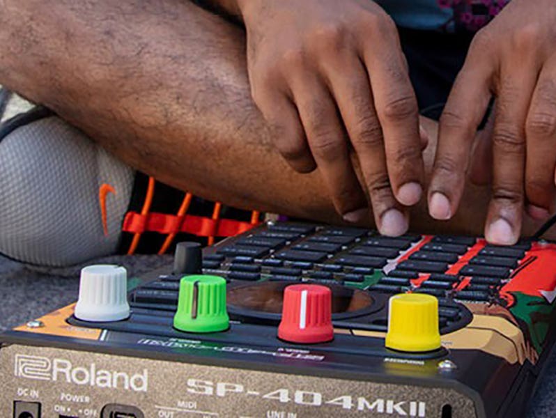 Roland SP404MK2 Ample Storage