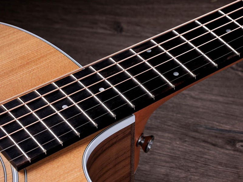 Taylor 214ce Barre Chords