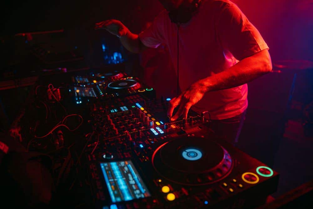 types of djs